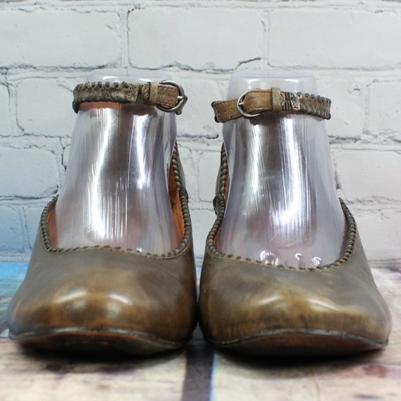 Gentle Souls by Kenneth Cole Brown Leather Ankle Strap Pump Size 9 - Picture 4 of 8